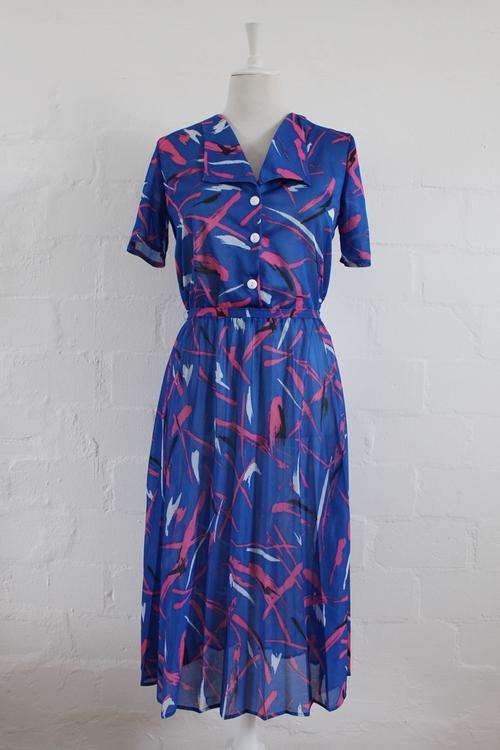 VINTAGE BLUE WHITE PRINTED PLEATED TIE WAIST DAY DRESS - SIZE 12