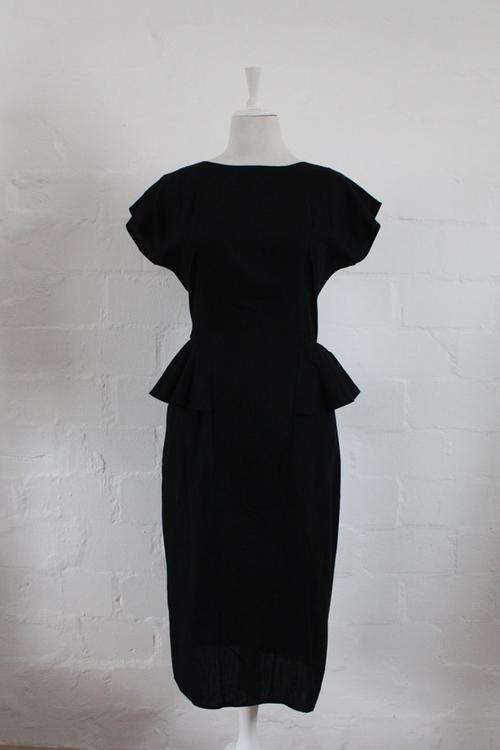 VINTAGE BLACK PEPLUM BUTTON DOWN BACK COCKTAIL DRESS - SIZE 10