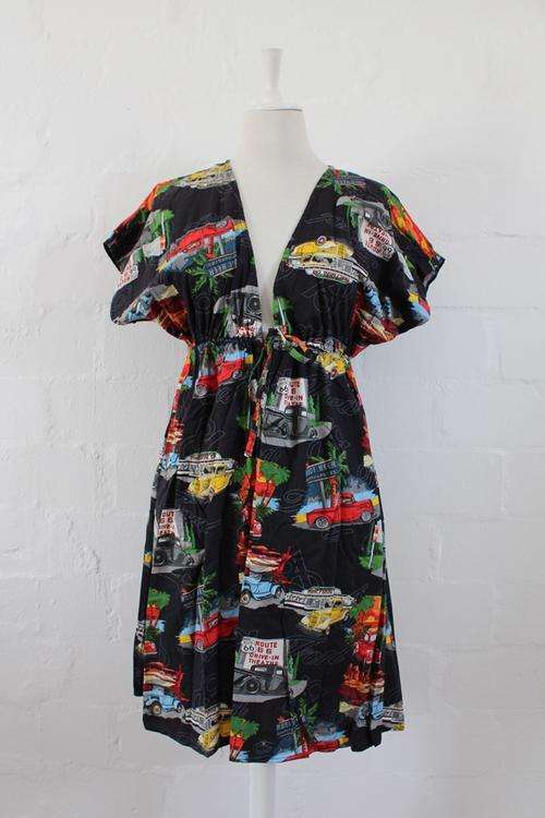 VINTAGE HOT ROD CAR PRINT ROCKABILLY TIE WAIST DRESS - SIZE 12