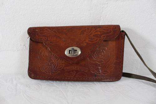 GENUINE LEATHER SWAZILAND TOOLED SMALL SLING BAG HANDBAG