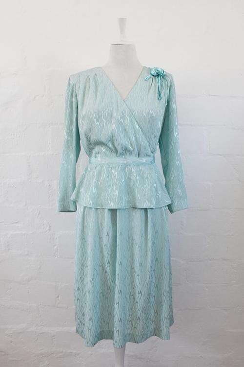 VINTAGE MINT GREEN LONG SLEEVE PEPLUM COCKTAIL DRESS - SIZE 12