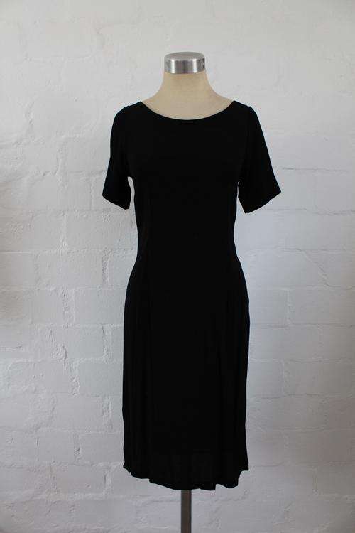 VINTAGE BLACK SIMPLE KEYHOLE DAY DRESS - SIZE 10