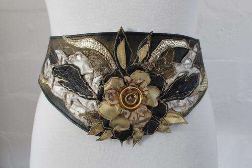 VINTAGE GENUINE LEATHER BLACK GOLD FLORAL WAIST BELT