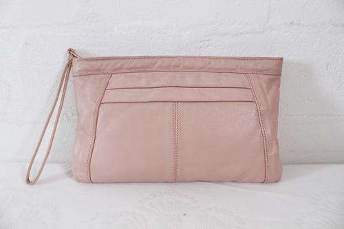 VINTAGE PASTEL PINK GENUINE LEATHER CLUTCH BAG PURSE