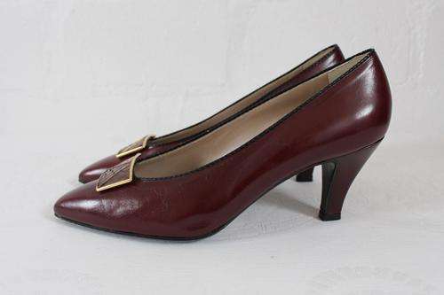 VINTAGE GENUINE LEATHER ITALIAN OXBLOOD RED SNAKE SKIN HEELS - SIZE 5