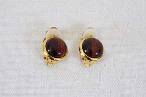 VINTAGE RED TIGERS EYE GEM STONE GOLD PLATED CLIP-ON EARRINGS