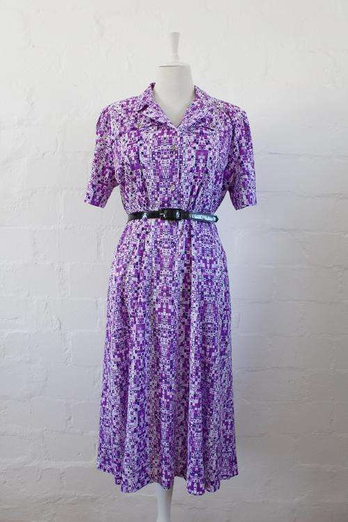 VINTAGE PURPLE WHITE PRINTED BELTED DAY DRESS - SIZE 16