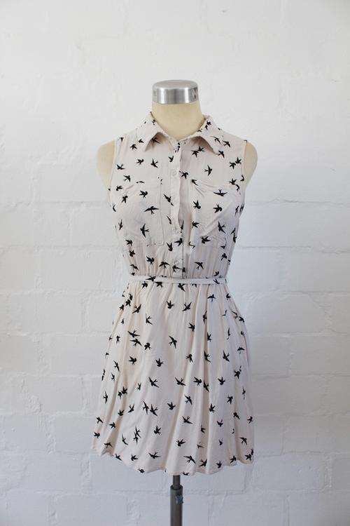NEW SPARROW BIRD PRINT BEIGE TIE WAIST MINI DRESS - SIZE 8