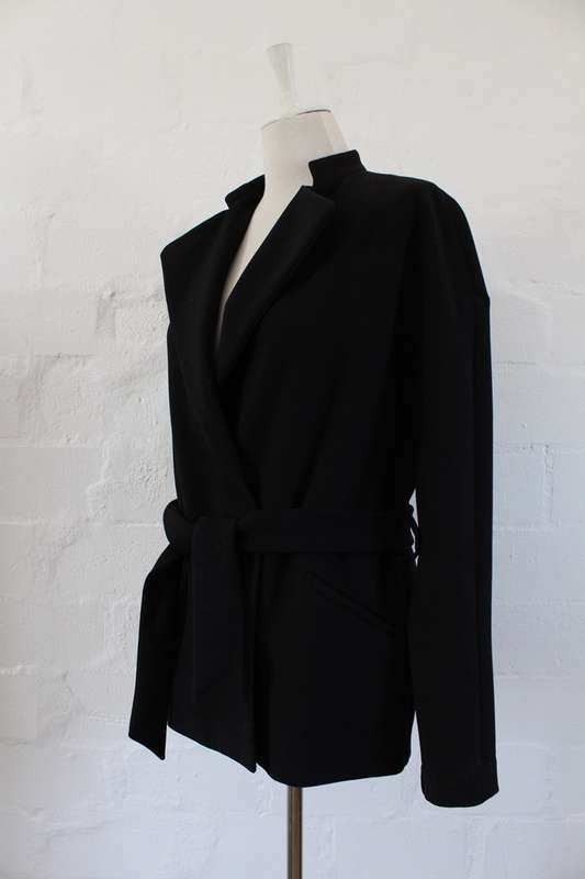 *FLASH SALE - 50% OFF!* *STILE BENETTON* DESIGNER BLACK TIE WAIST COAT JACKET - SIZE 10