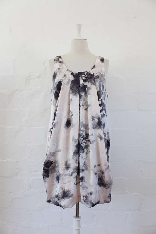 H&M GREY PINK PRINTED COCKTAIL DRESS - SIZE 12