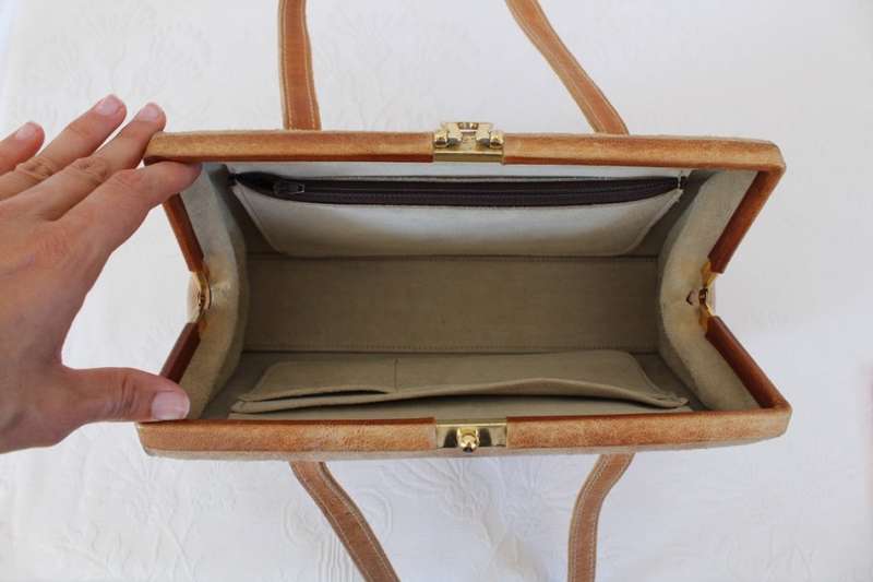 VINTAGE GENUINE SUEDE LEATHER TAN BROWN BOX HANDBAG BAG