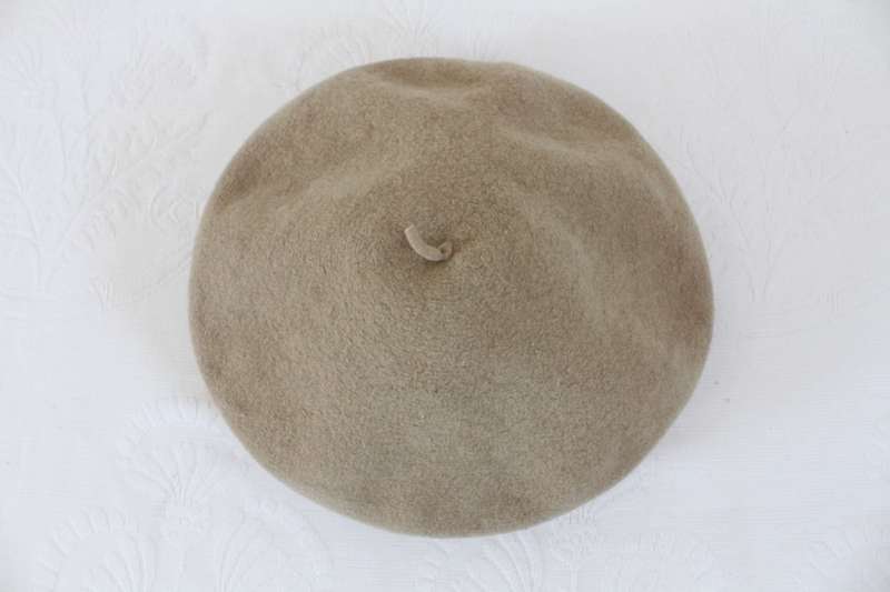 100% WOOL LAMBERET OF ENGLAND VINTAGE DESIGNER BERET HAT