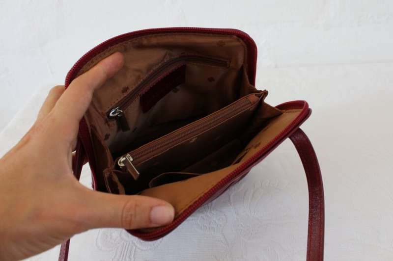 *GREEN CROSS* GENUINE LEATHER DESIGNER RED SLING HANDBAG BAG