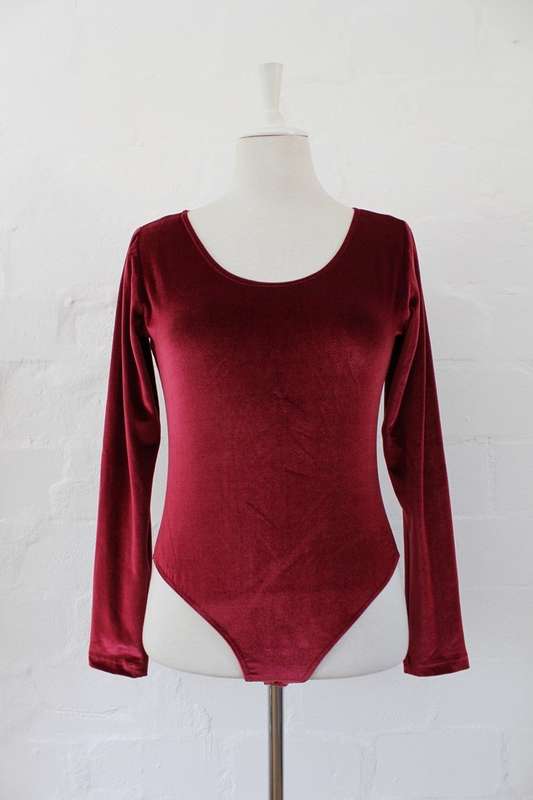 VINTAGE VELVET RED LONG SLEEVE BODYSUIT TOP - SIZE M