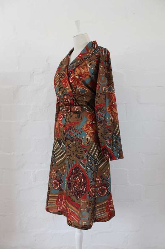 VINTAGE BROWN PRINTED BELTED LONG SLEEVE DAY DRESS - SIZE 16