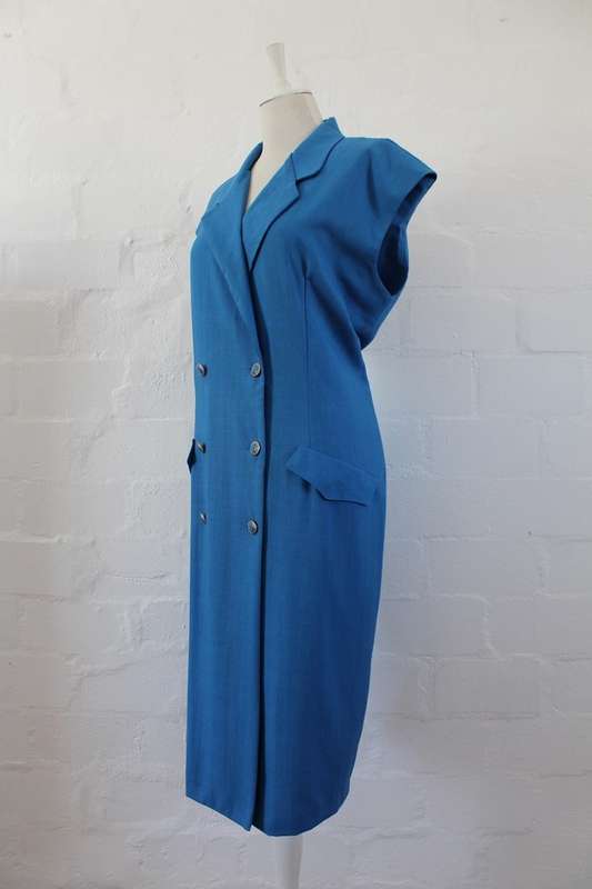 VINTAGE DOUBLE BREASTED BLUE CROSS-OVER DAY DRESS - SIZE 16