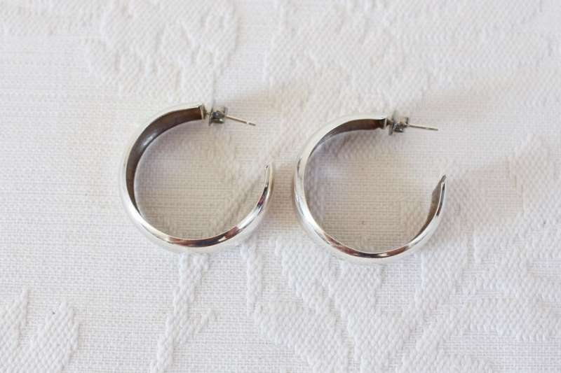 STERLING SILVER VINTAGE CHUNKY HOOP PIERCED EARRINGS