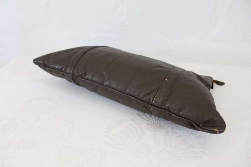 VINTAGE GENUINE LEATHER DARK BROWN CLUTCH BAG PURSE