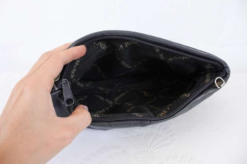 VINTAGE DON MICHELE NAVY GENUINE LEATHER CLUTCH BAG PURSE