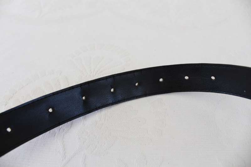 VINTAGE RED GENUINE LEATHER TEXTURED BELT