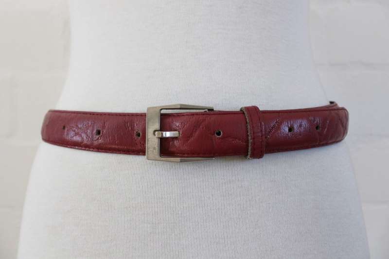 VINTAGE RED GENUINE LEATHER TEXTURED BELT