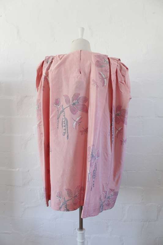 100% SILK VINTAGE PINK FLORAL SLEEVELESS TOP BLOUSE - SIZE L