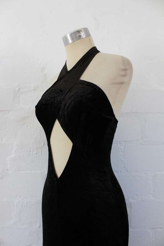 VINTAGE BLACK VELVET CUT-OUT MAXI EVENING GOWN DRESS - SIZE 10