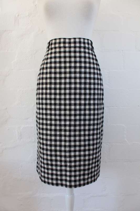 VINTAGE WOOL BLACK WHITE CHECK PLAID PRINT PENCIL SKIRT - SIZE 14