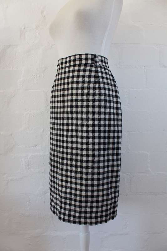 VINTAGE WOOL BLACK WHITE CHECK PLAID PRINT PENCIL SKIRT - SIZE 14