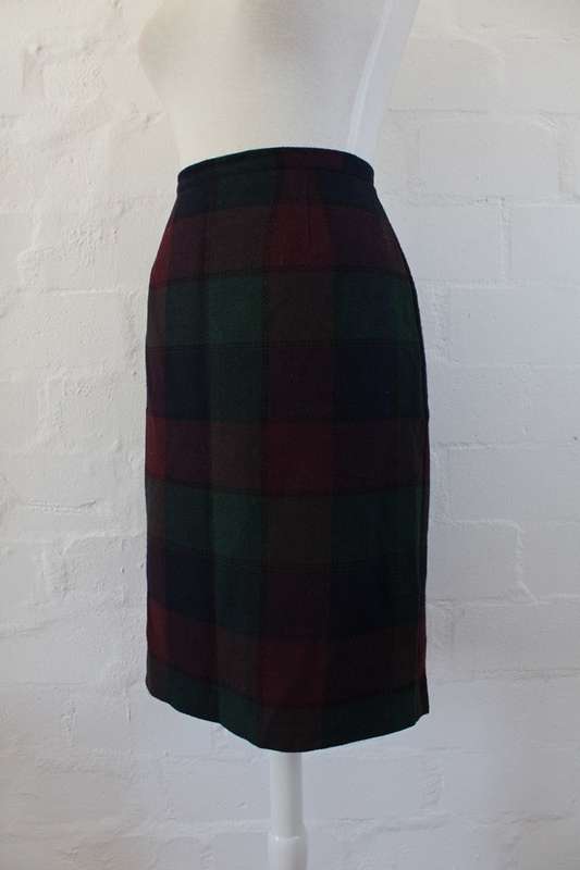 VINTAGE TARTAN PLAID CHECK GREEN RED PENCIL SKIRT - SIZE 12