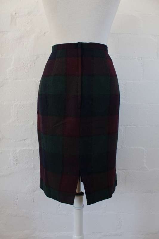 VINTAGE TARTAN PLAID CHECK GREEN RED PENCIL SKIRT - SIZE 12
