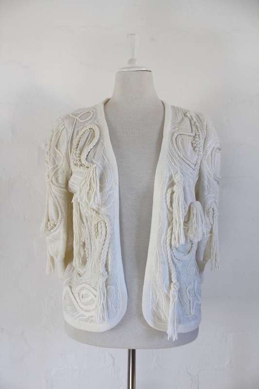 VINTAGE WHITE TASSEL EMBROIDERED BEADED JERSEY CARDIGAN - SIZE M