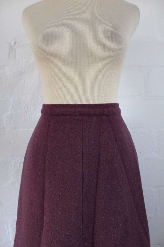 VINTAGE MAUVE PURPLE WOOL A-LINE HIGH WAIST SKIRT - SIZE 10