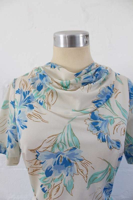 VINTAGE BLUE CREAM FLORAL PRINT COWL NECK DAY DRESS - SIZE 10