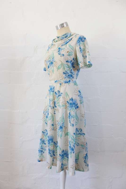 VINTAGE BLUE CREAM FLORAL PRINT COWL NECK DAY DRESS - SIZE 10