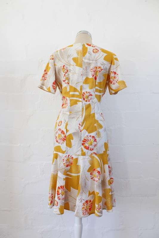 VINTAGE YELLOW WHITE FLORAL PRINT DROP WAIST DAY DRESS - SIZE 10