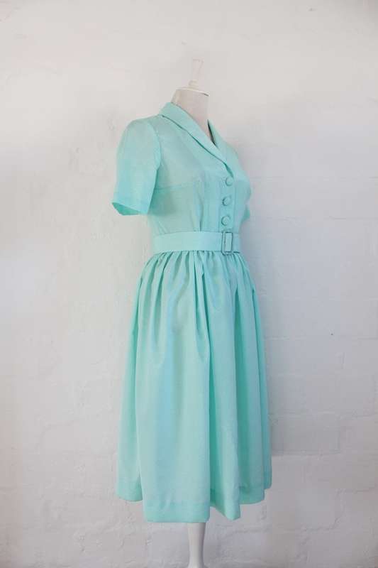 VINTAGE MINT GREEN POLKA DOT BELTED DAY DRESS - SIZE 8