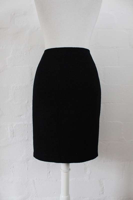 VINTAGE BLACK WOOL FITTED PENCIL SKIRT - SIZE 12