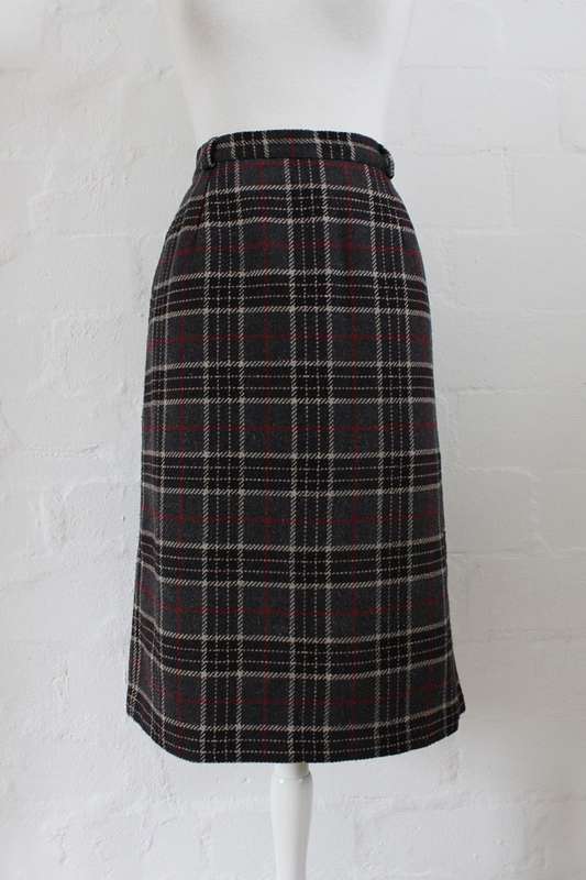 VINTAGE PLAID CHECK GREY RED PENCIL SKIRT - SIZE 12