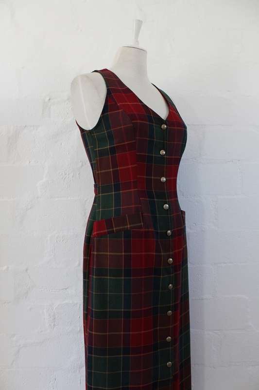 VINTAGE RED GREEN PLAID CHECK PRINT BUTTON DOWN DRESS - SIZE 10