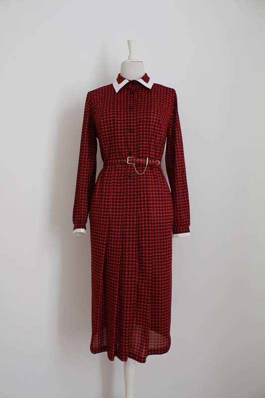 VINTAGE HOUNDSTOOTH PRINT RED BLACK BELTED LONG SLEEVE DRESS - SIZE 16