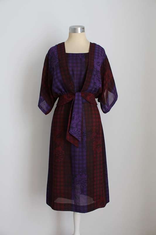 VINTAGE TWO PIECE PURPLE CHECK PRINT TOP DRESS SET - SIZE 10