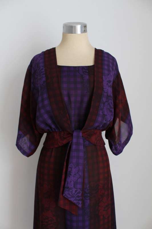VINTAGE TWO PIECE PURPLE CHECK PRINT TOP DRESS SET - SIZE 10