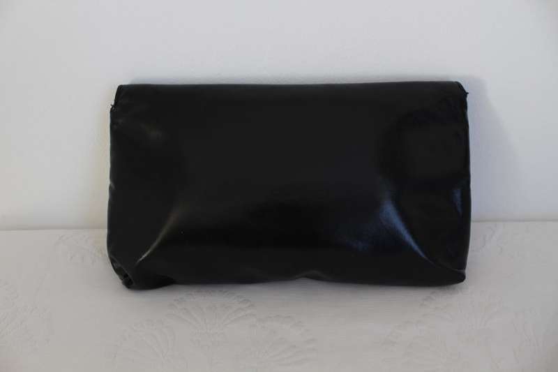 GENUINE LEATHER VINTAGE BLACK SCALLOPED CLUTCH PURSE BAG
