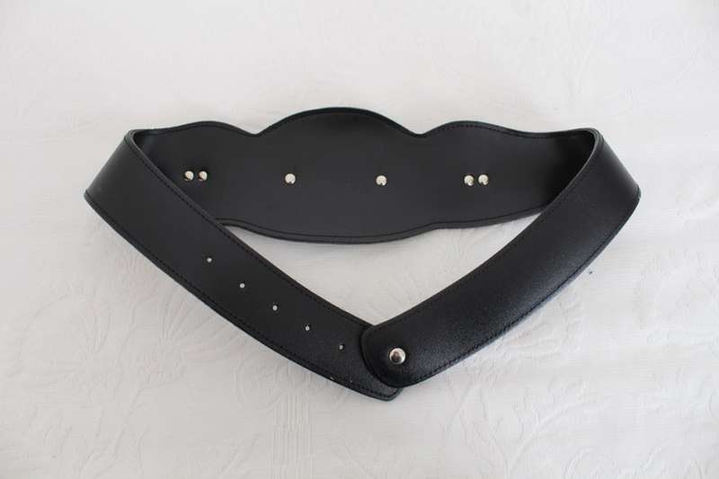 VINTAGE DUCK MOTIF GENUINE LEATHER BLACK WAIST BELT