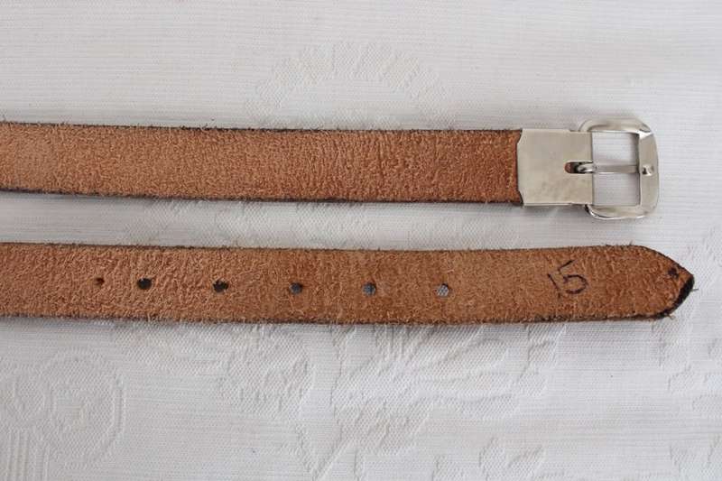 VINTAGE TOOLED FLORAL GENUINE LEATHER BROWN BELT
