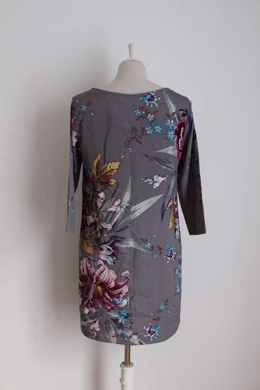 *STUDIO W* GREY FLORAL PRINT SHIFT DRESS - SIZE 10
