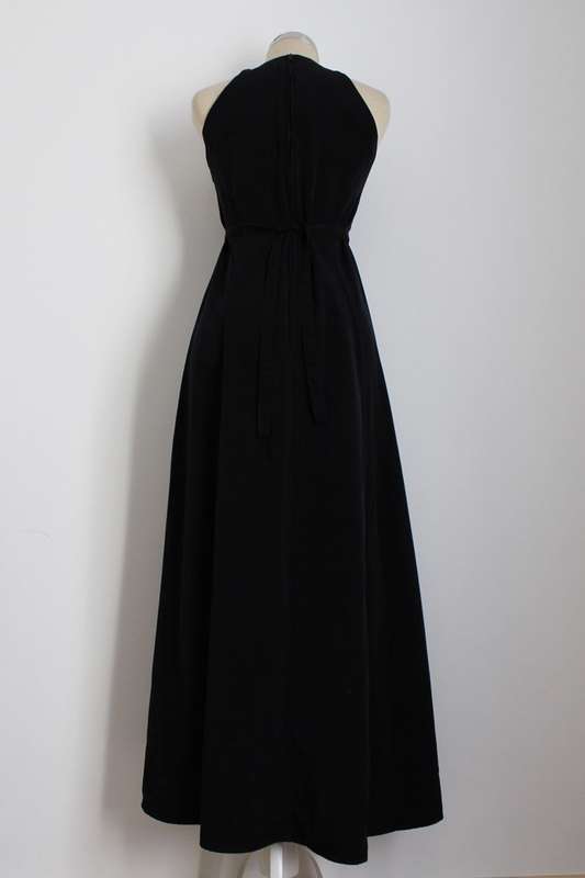 VINTAGE BLACK SLEEVELESS TIE BACK MAXI DRESS - SIZE 10