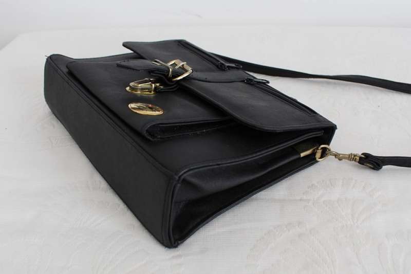VINTAGE BLACK FAUX LEATHER SATCHEL MESSENGER SLING BAG HANDBAG
