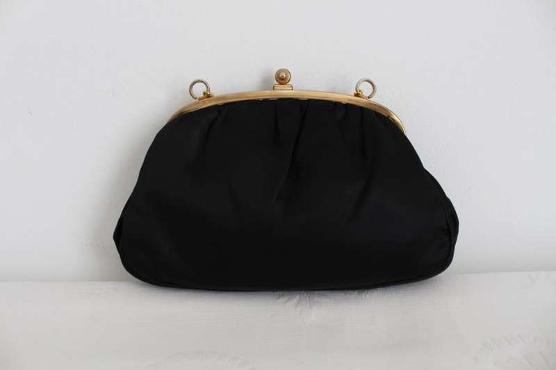 VINTAGE SATIN BLACK EVENING PURSE BAG